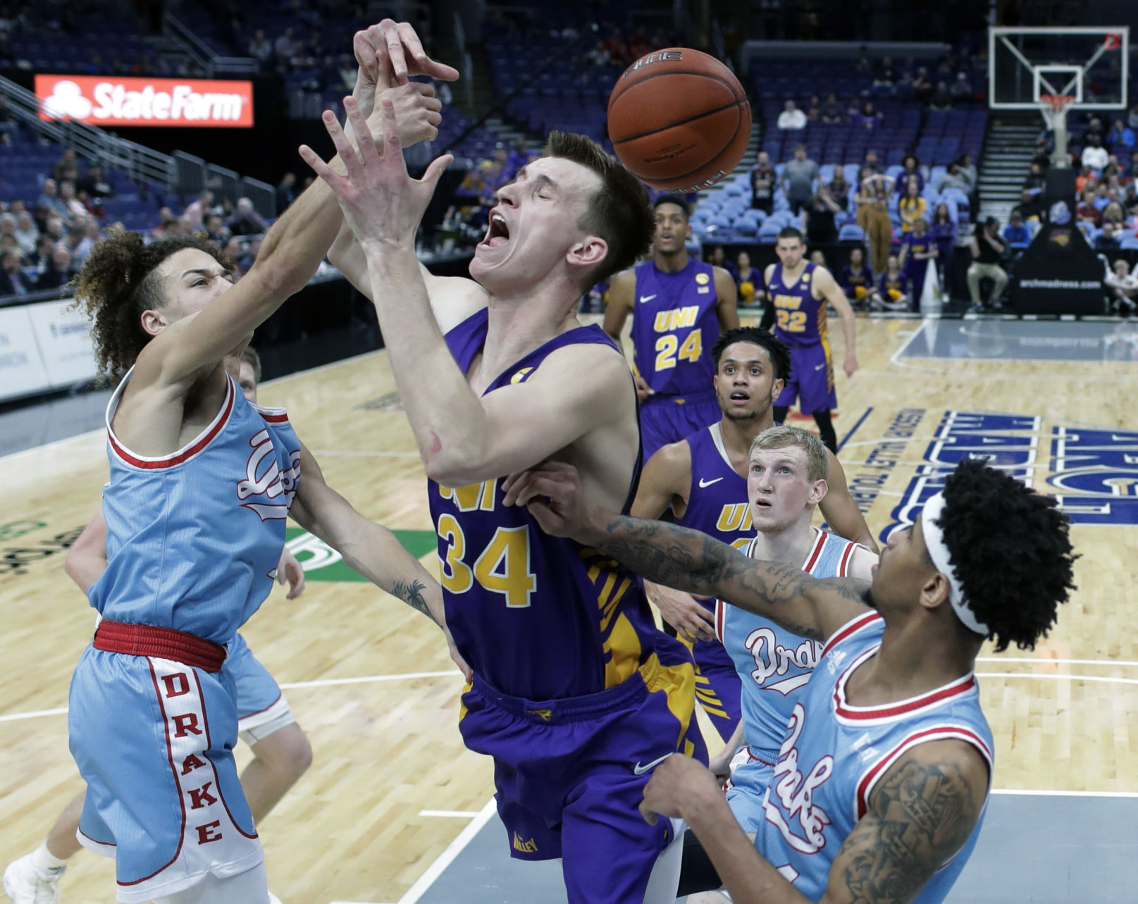 030919ap-uni-drake-mcdonnell